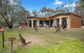 Отель Yelverton Brook Conservation Sanctuary  Метрикап